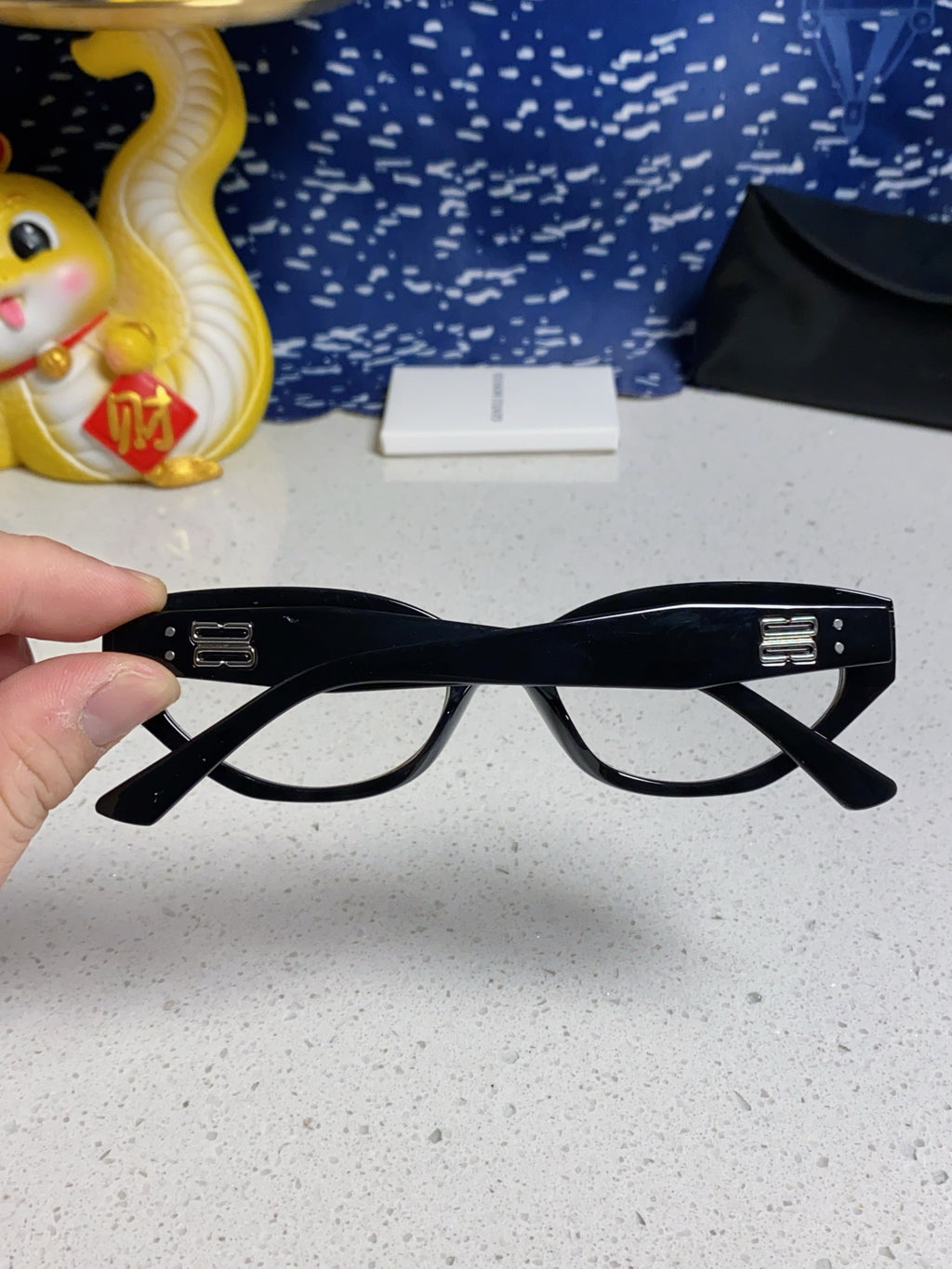 Gentle Monster ROCOCO Cat-Eye Silver Lens Sunglasses for Men & Women - 487994 - detail image 5