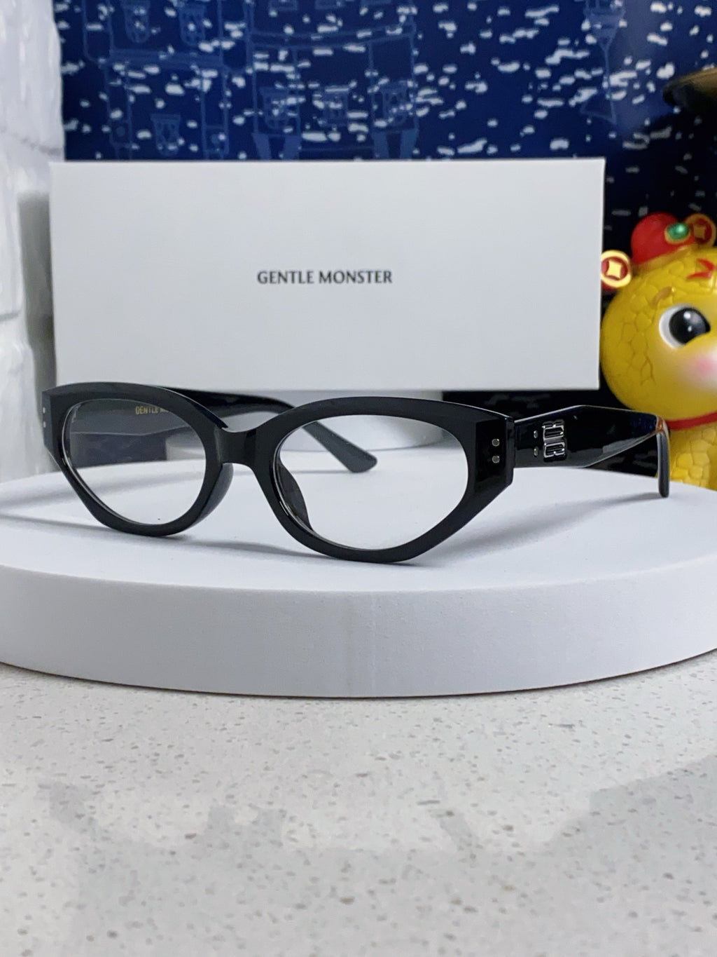 Gentle Monster ROCOCO Cat-Eye Silver Lens Sunglasses for Men & Women - 487994