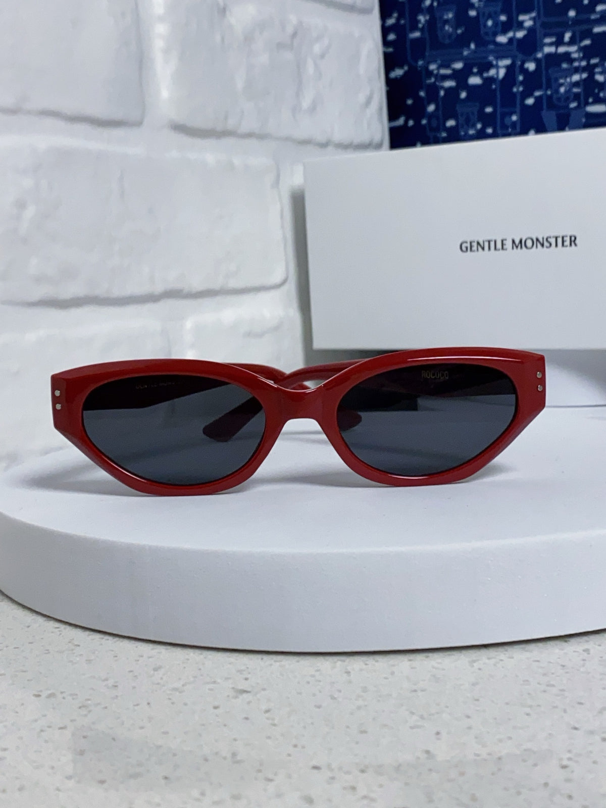 Gentle Monster ROCOCO Cat-Eye Red Lens Sunglasses for Men & Women - 432929 - detail image 2