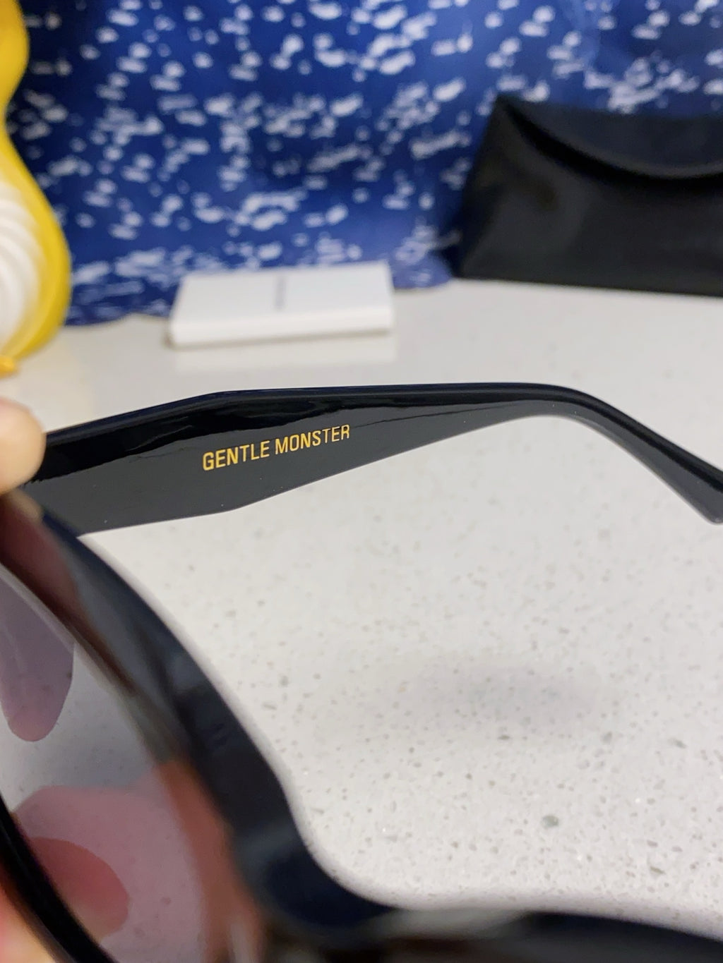 Gentle Monster ROCOCO Cat-Eye Black Lens Sunglasses for Men & Women - 432931 - detail image 8