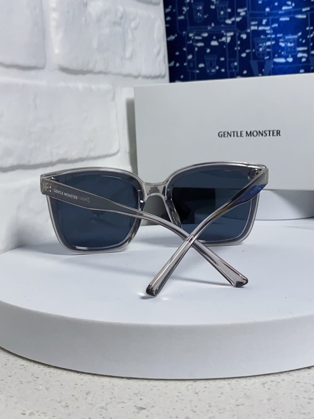 Gentle Monster DREAMER17 Oversized Blue Lens Sunglasses for Men & Wom - 358896 - detail image 3