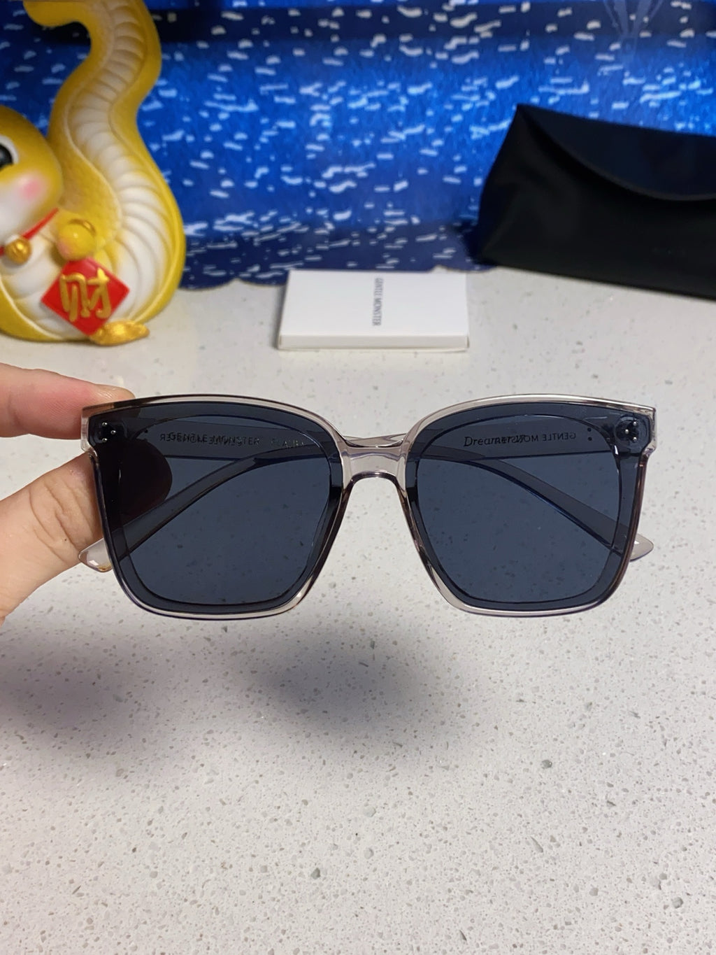 Gentle Monster DREAMER17 Oversized Blue Lens Sunglasses for Men & Wom - 358896 - detail image 4