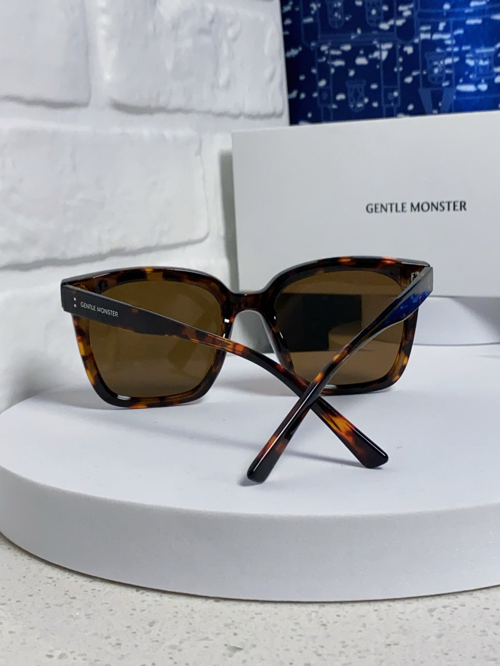 Gentle Monster DREAMER17 Oversized Brown Lens Sunglasses for Men & Women - detail image 3