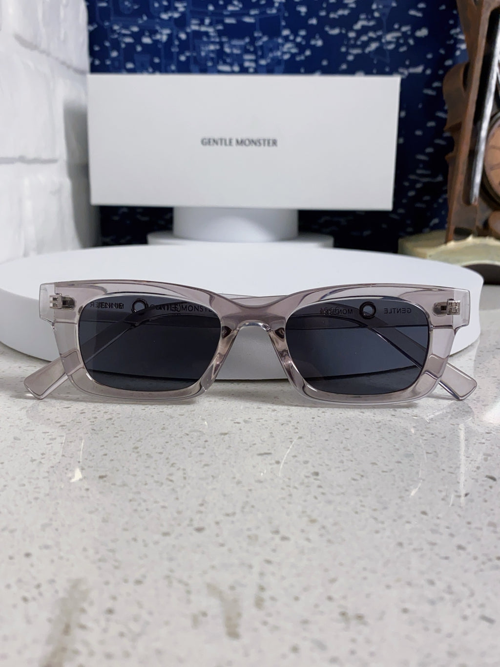 Gentle Monster JENNIE1996 Cat-Eye Silver Lens Sunglasses for Women - detail image 10