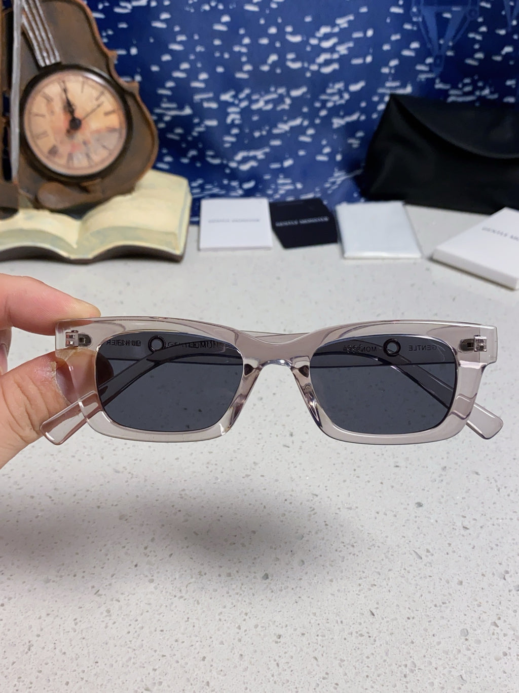 Gentle Monster JENNIE1996 Cat-Eye Silver Lens Sunglasses for Women - detail image 4