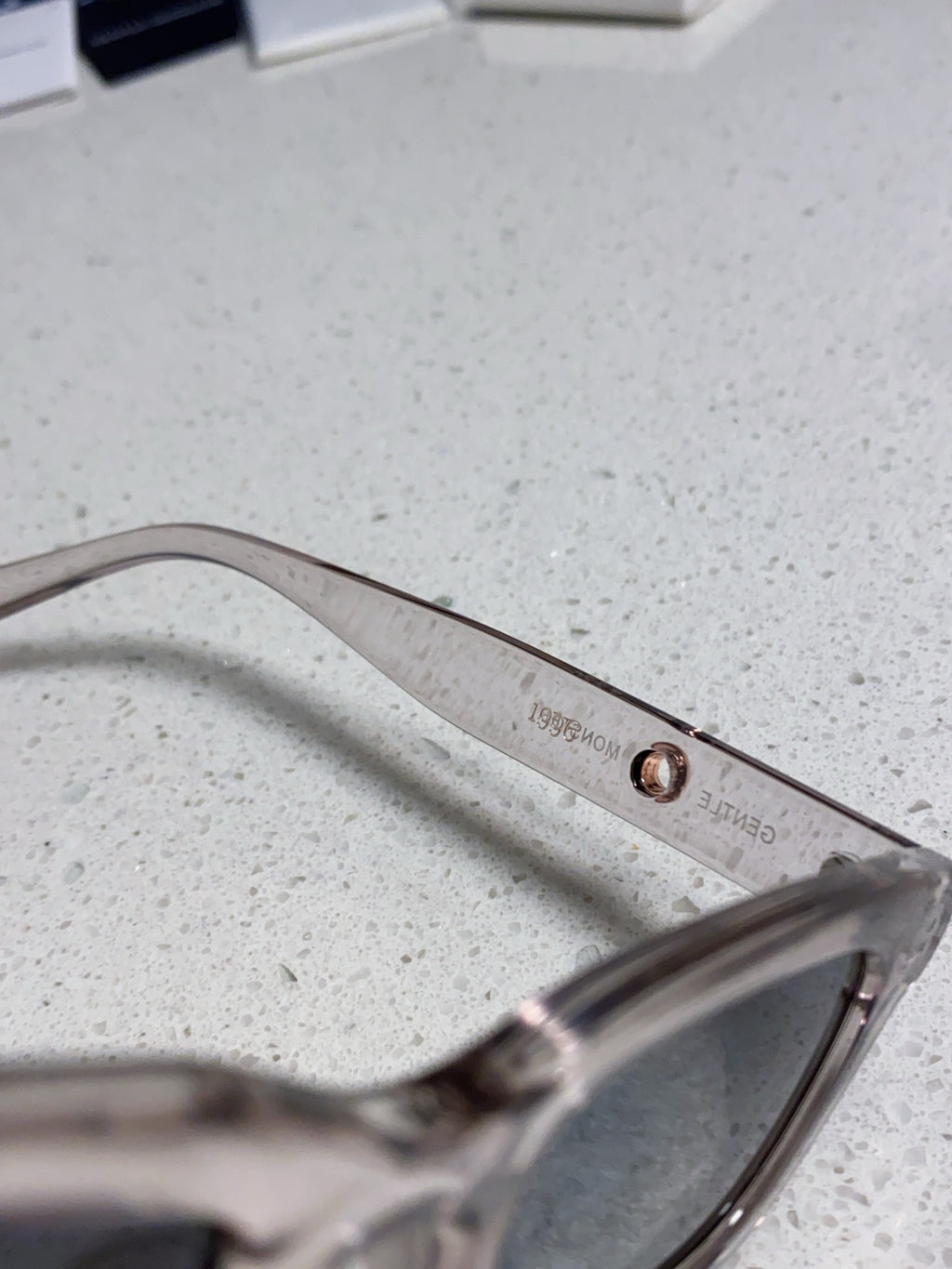 Gentle Monster JENNIE1996 Cat-Eye Silver Lens Sunglasses for Women - detail image 9