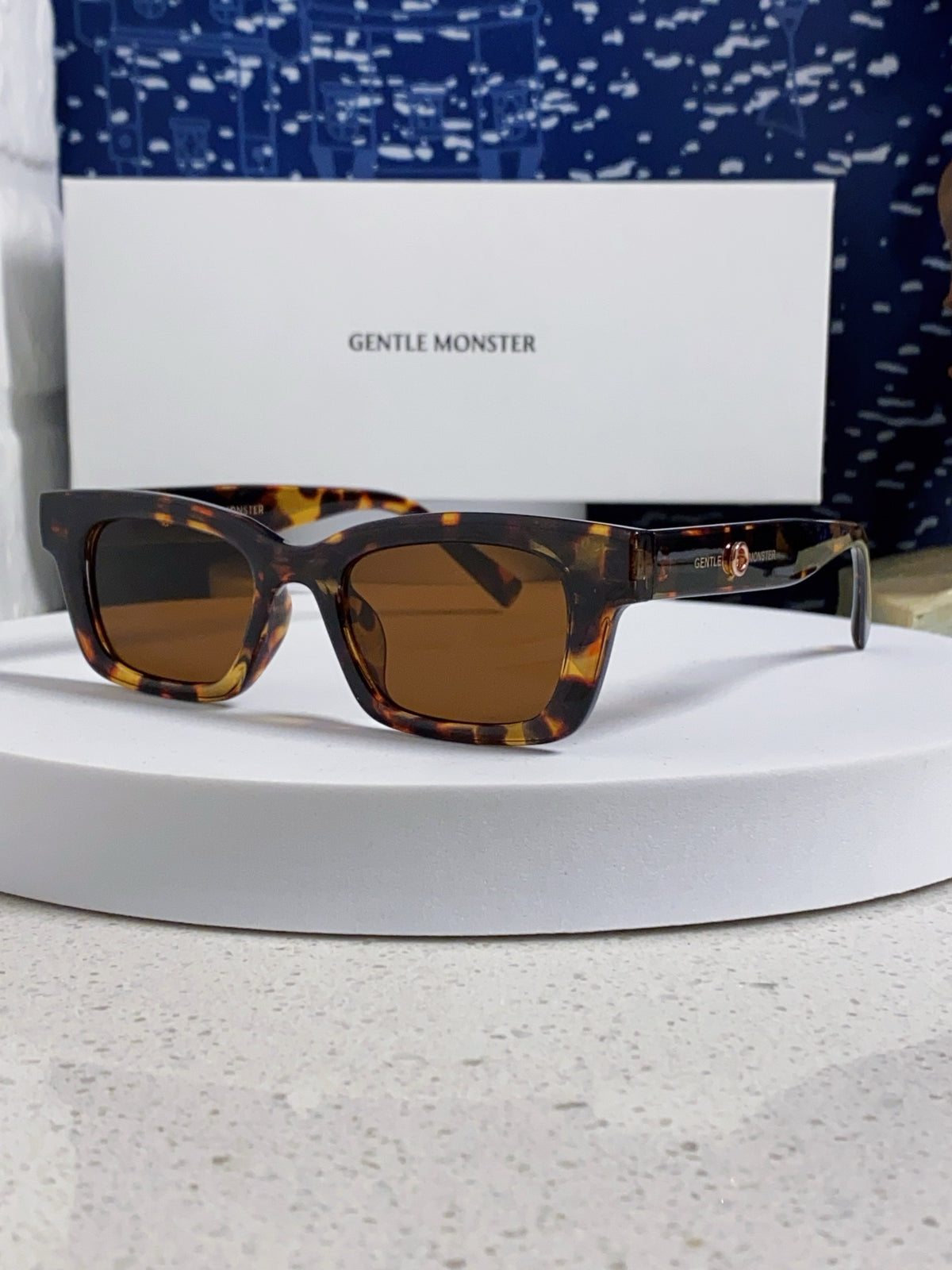 Gentle Monster JENNIE1996 Cat-Eye Brown Lens Sunglasses for Women