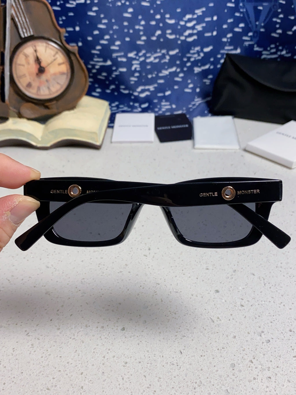 Gentle Monster JENNIE1996 Cat-Eye Black Lens Sunglasses for Women - detail image 5