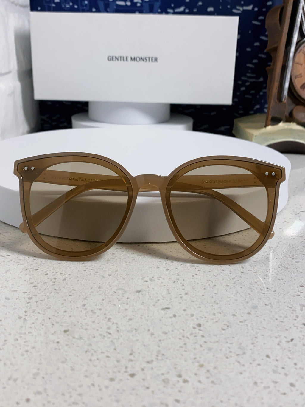 Gentle Monster SOLO Polarized Round Silver Lens Sunglasses for Men & Women - detail image 9