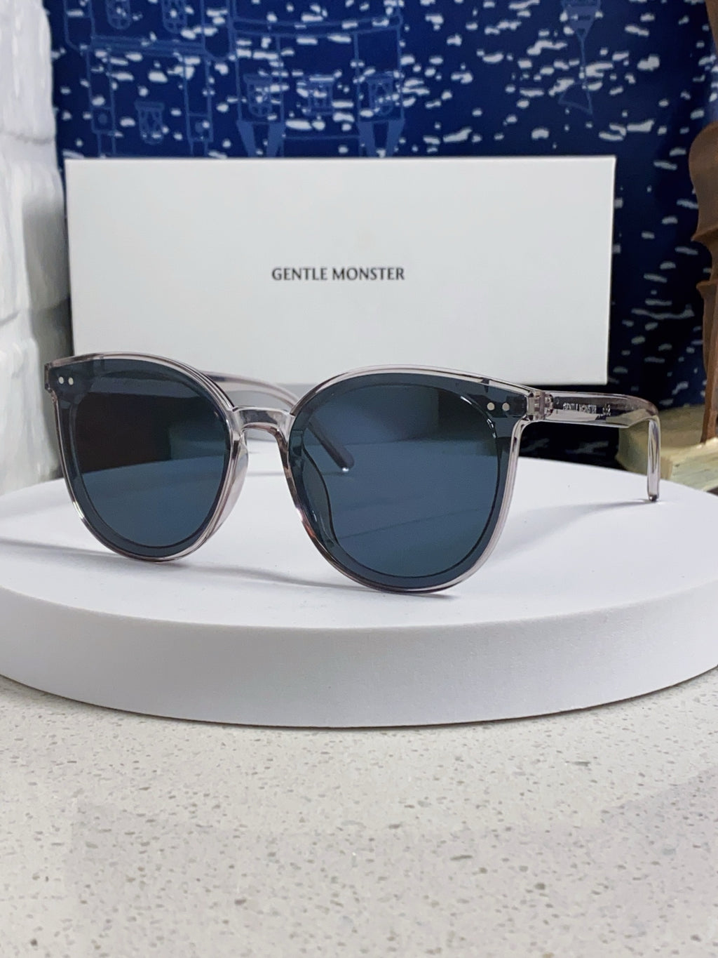 Gentle Monster SOLO Polarized Round Blue Lens Sunglasses for Men & Wo - 372625