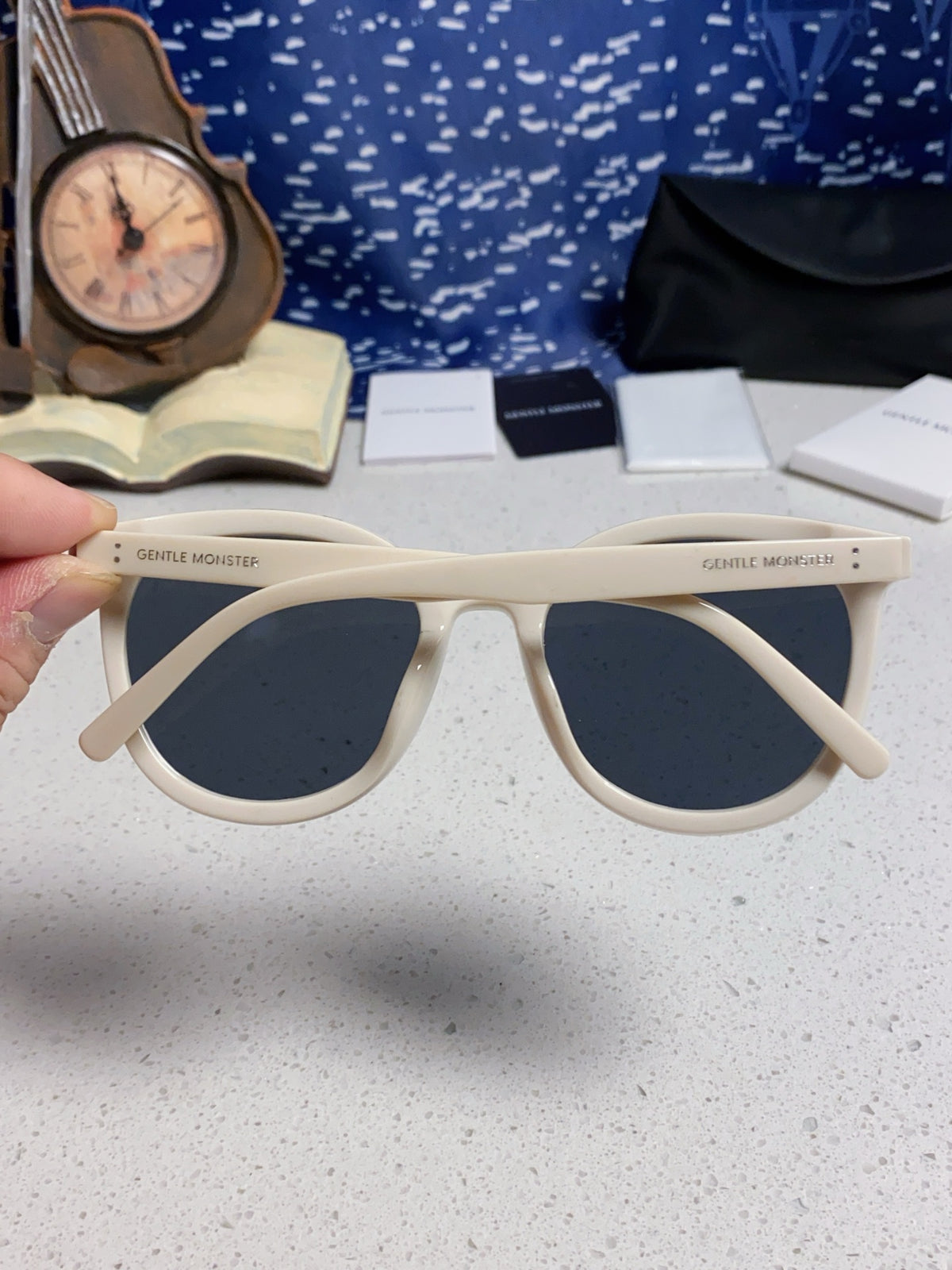 Gentle Monster SOLO Polarized Round Blue Lens Sunglasses for Men & Women - detail image 5