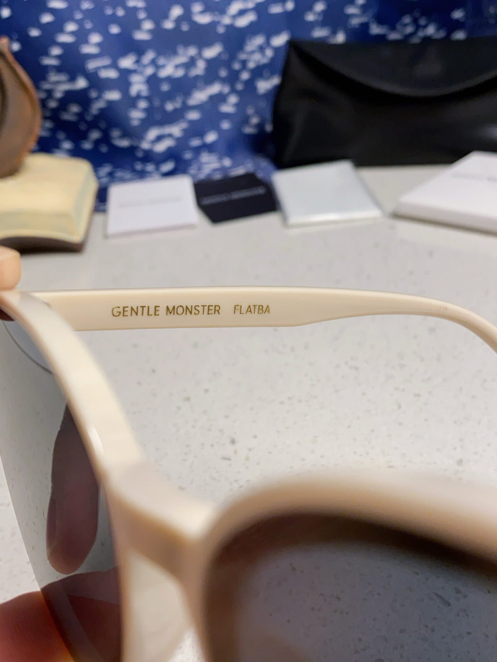 Gentle Monster SOLO Polarized Round Blue Lens Sunglasses for Men & Women - detail image 8