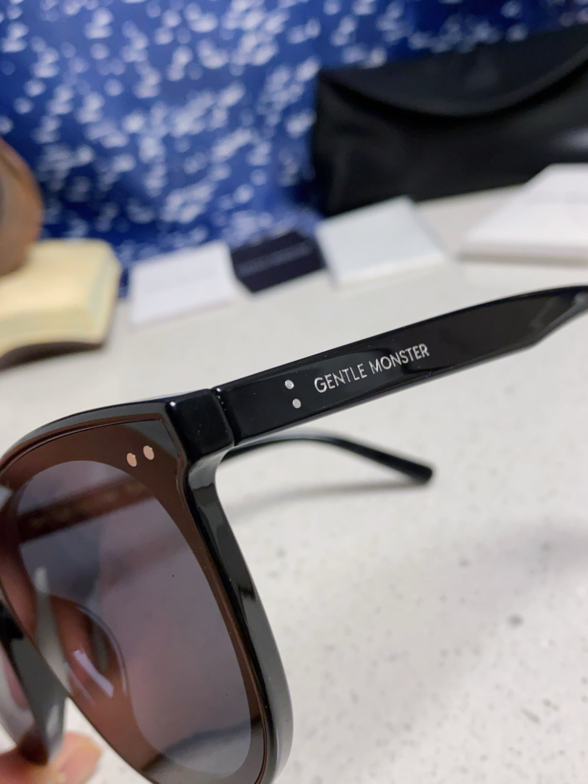 Gentle Monster SOLO Polarized Round Red Lens Sunglasses for Men & Women - detail image 7