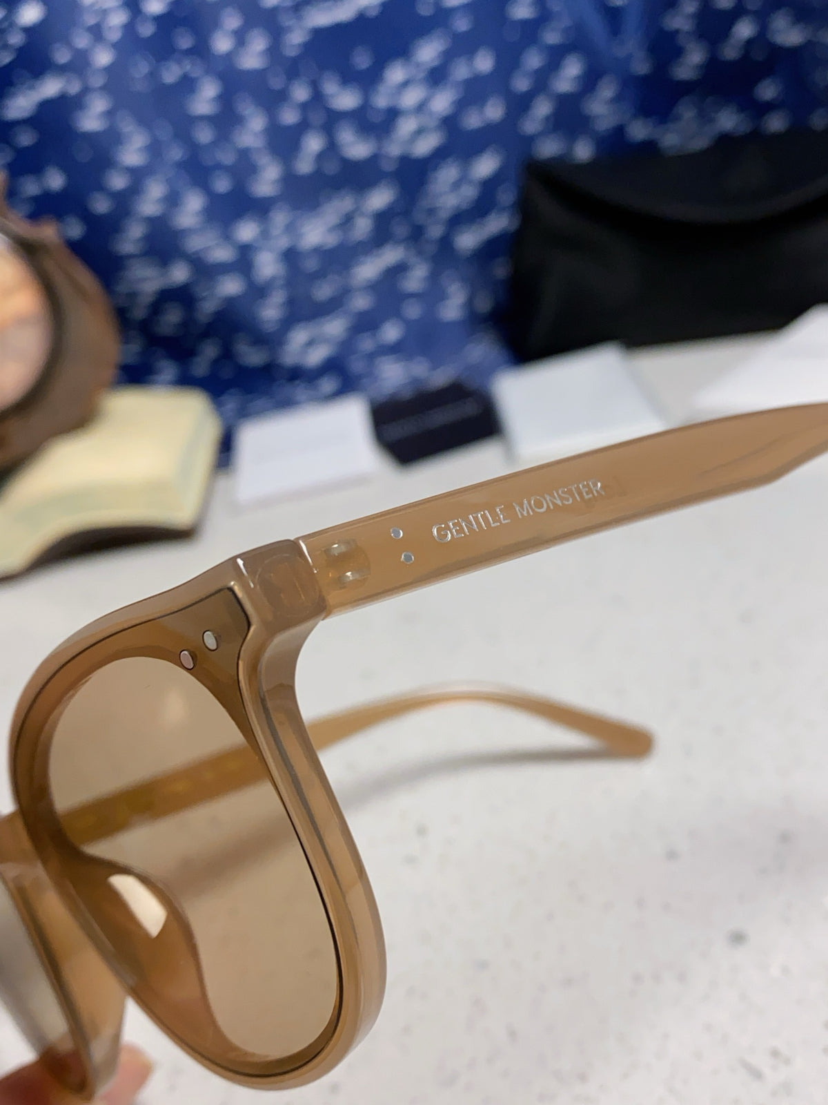 Gentle Monster LANG Square Gray Lens Sunglasses for Men & Women - detail image 7