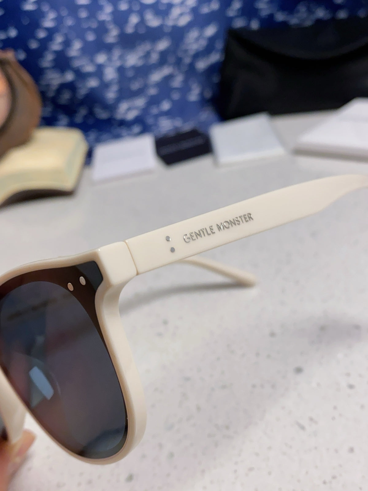 Gentle Monster LANG Square Blue Lens Sunglasses for Men & Women - detail image 7