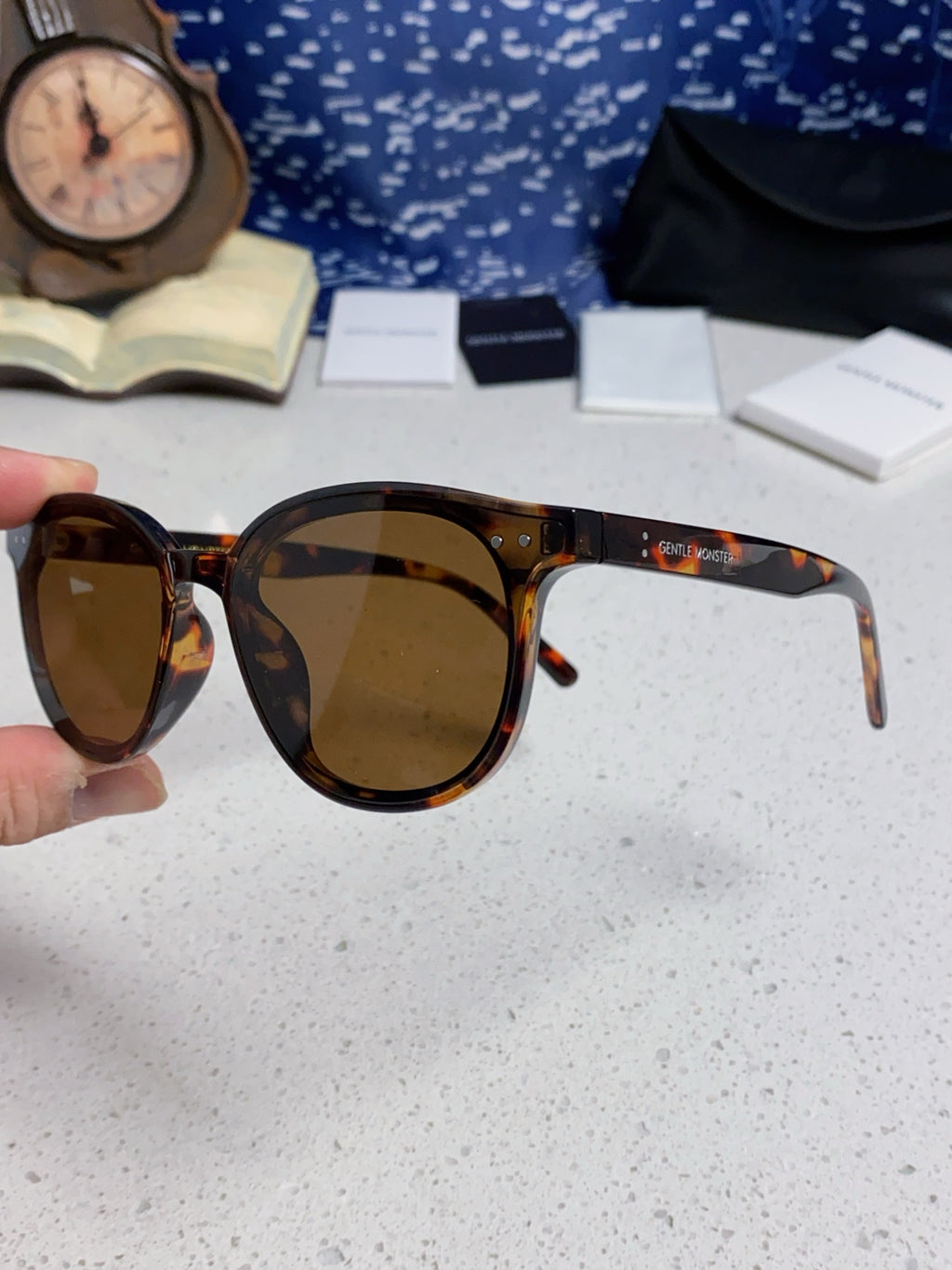 Gentle Monster LANG Square Brown Lens Sunglasses for Men & Women - detail image 6