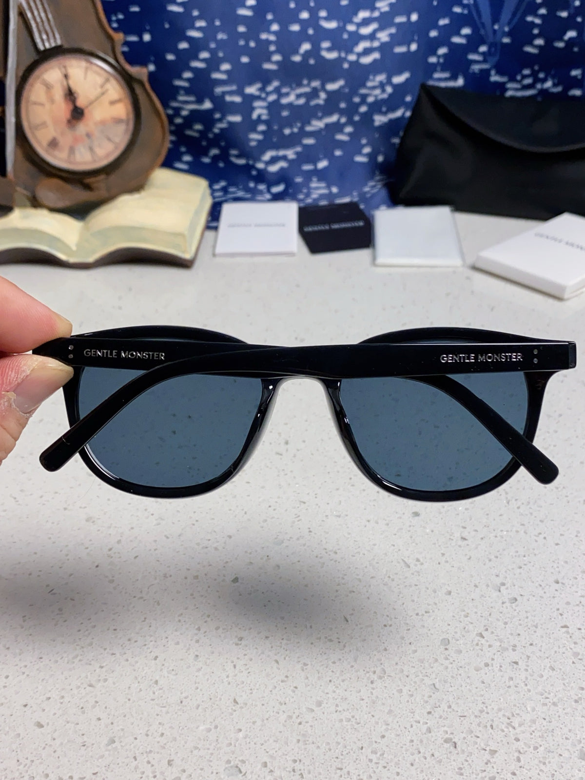 Gentle Monster LANG Square Black Lens Sunglasses for Men & Women - detail image 5