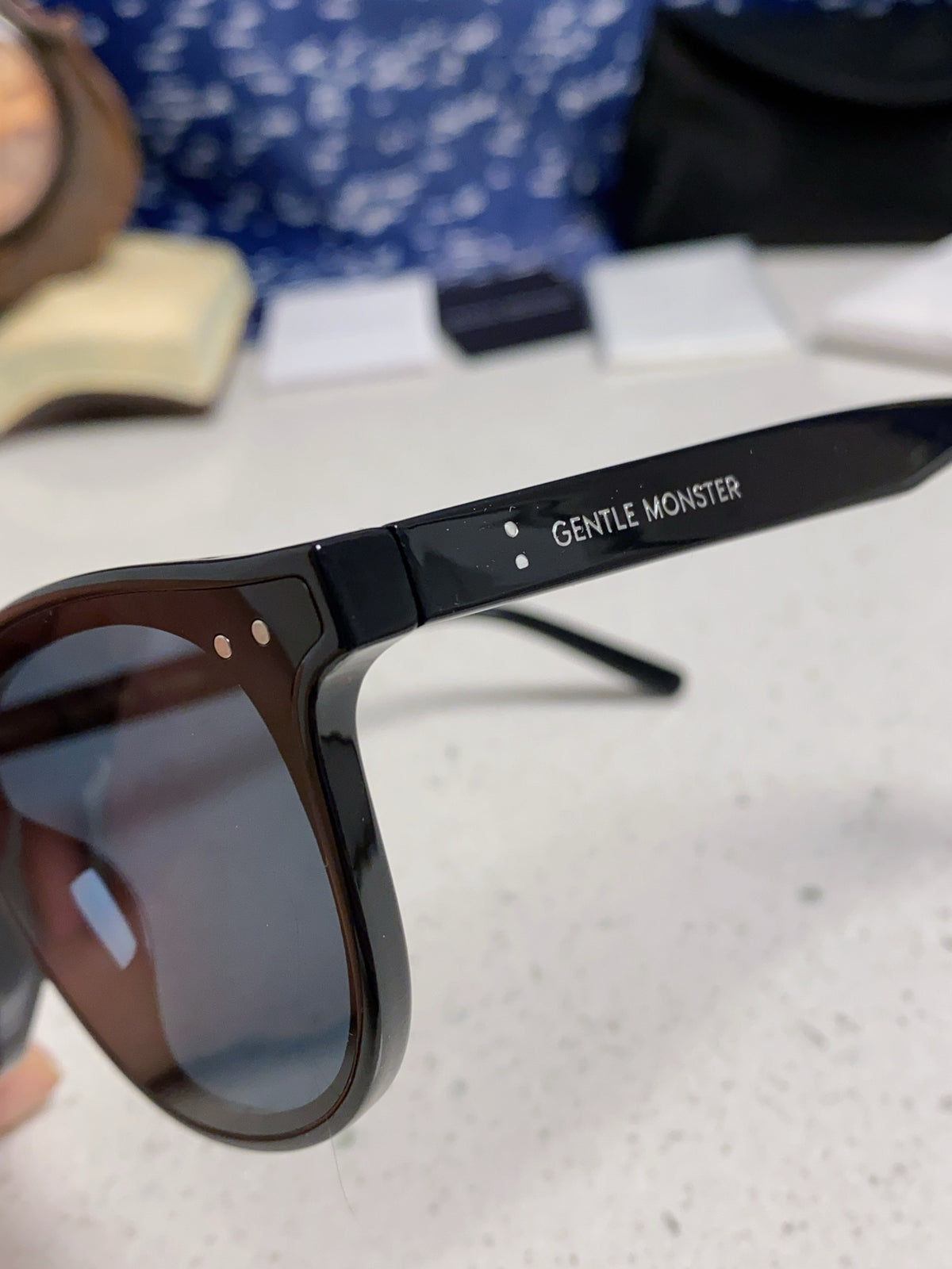 Gentle Monster LANG Square Black Lens Sunglasses for Men & Women - detail image 7