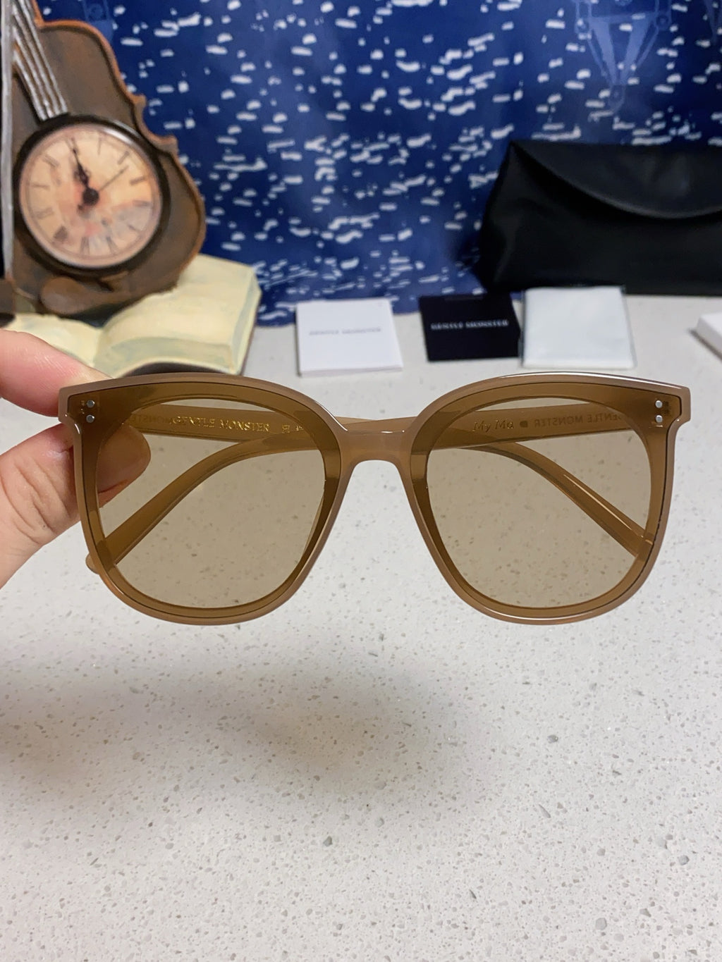 Gentle Monster MYMA Oversized Gray Lens Sunglasses for Men & Women - detail image 4