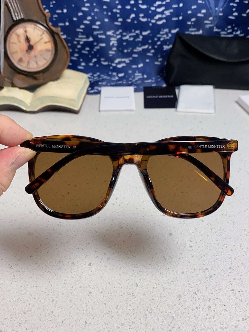 Gentle Monster MYMA Oversized Brown Lens Sunglasses for Men & Women - detail image 5