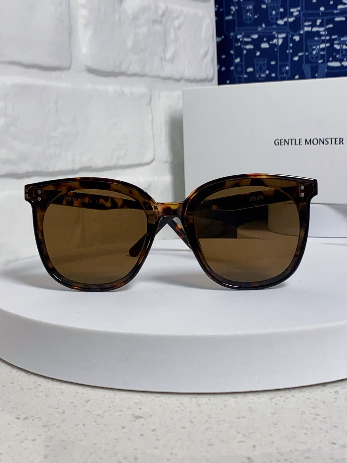 Gentle Monster MYMA Oversized Brown Lens Sunglasses for Men & Women - detail image 2