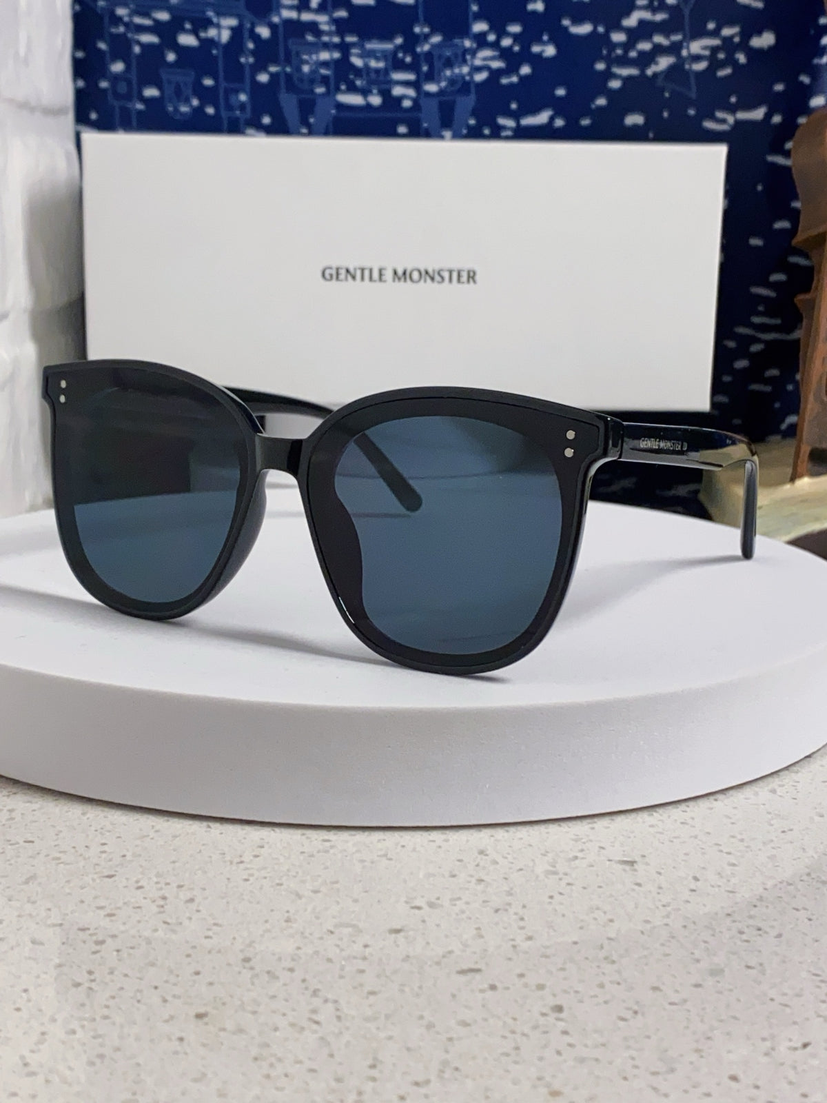 Gentle Monster MYMA Oversized Black Lens Sunglasses for Men & Women