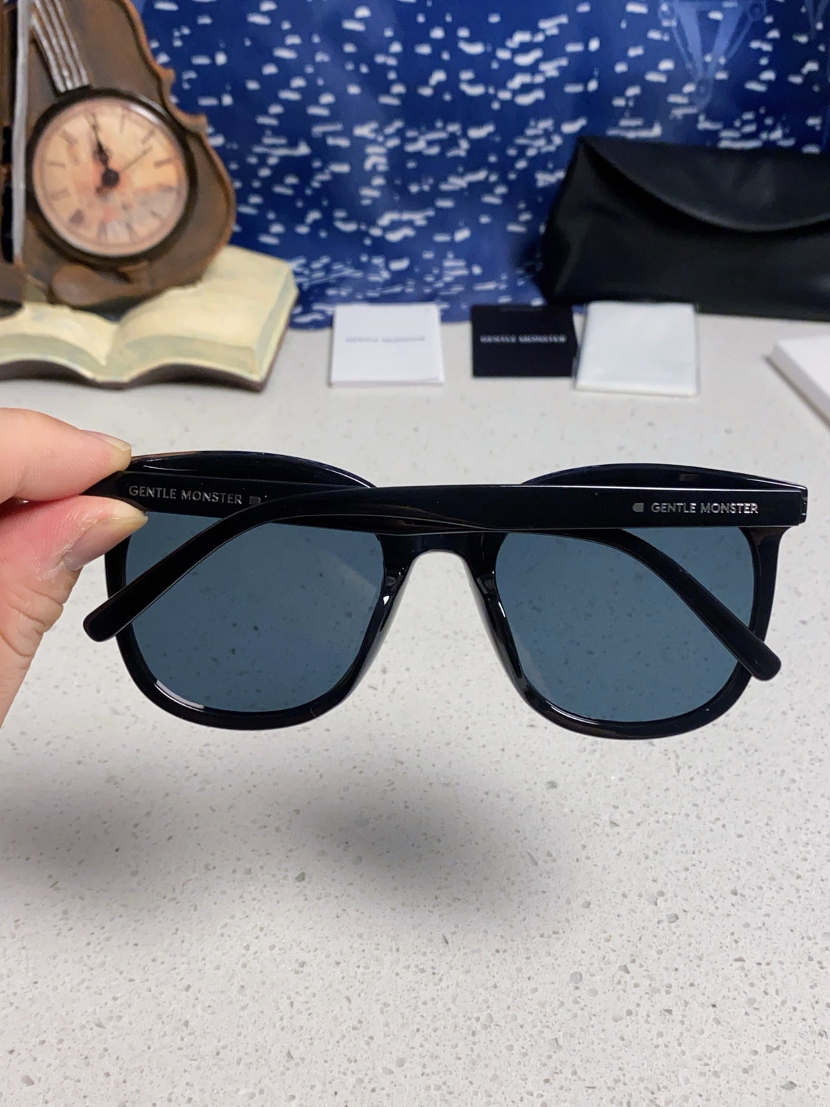 Gentle Monster MYMA Oversized Black Lens Sunglasses for Men & Women - detail image 5