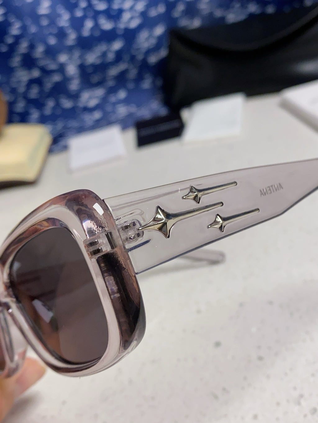 Gentle Monster ANTENA Square Gray Lens Sunglasses for Men & Women - detail image 7