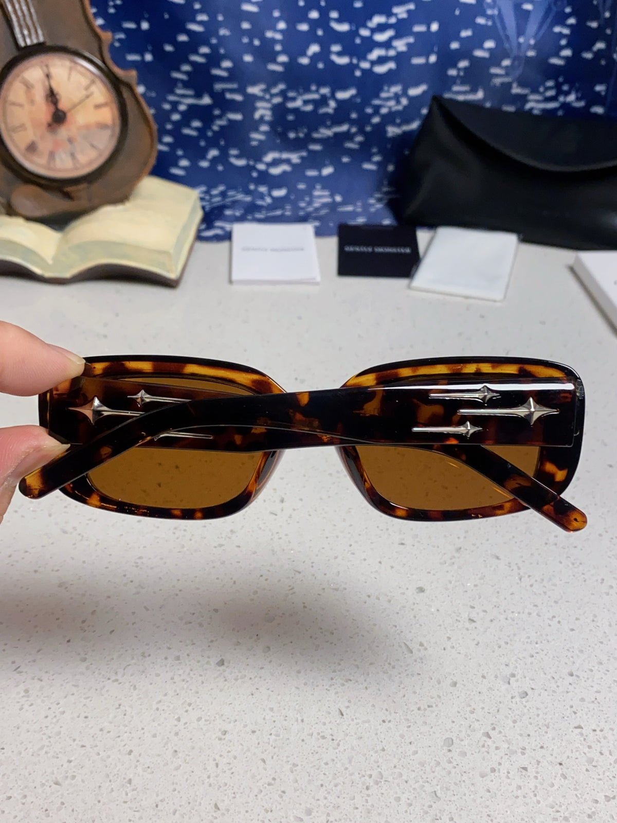 Gentle Monster ANTENA Square Brown Lens Sunglasses for Men & Women - detail image 5