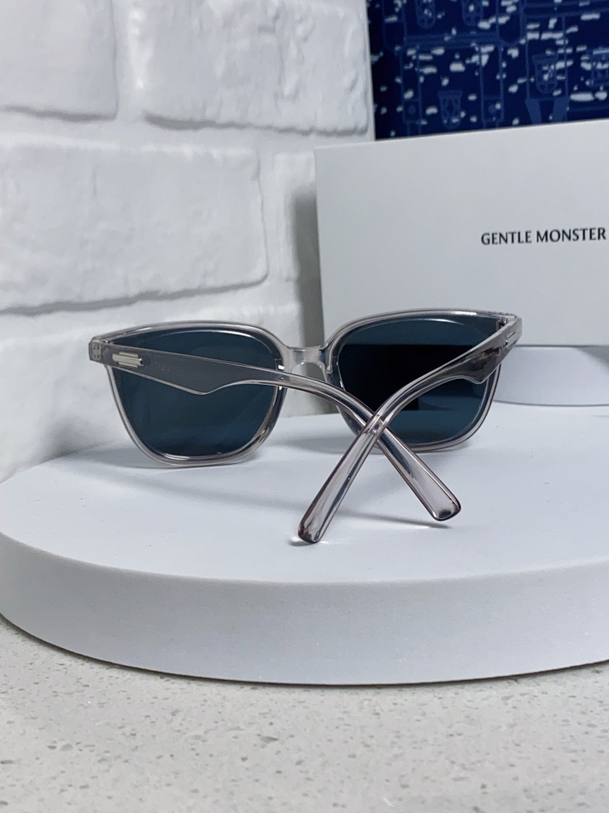Gentle Monster LILIT Fashion Blue Lens Sunglasses for Men & Women - 399386 - detail image 3