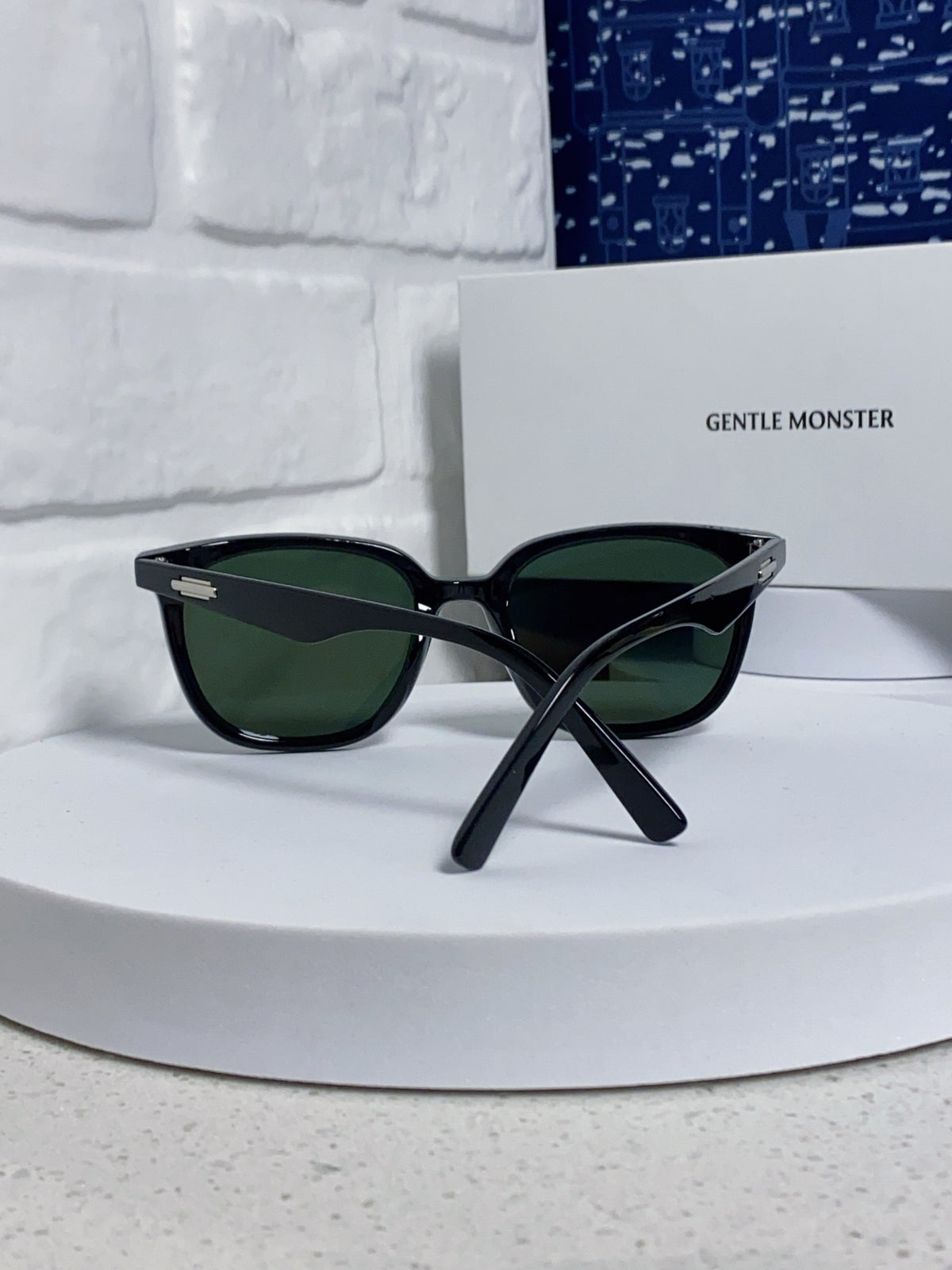 Gentle Monster LILIT Fashion Black Lens Sunglasses for Men & Women - detail image 3