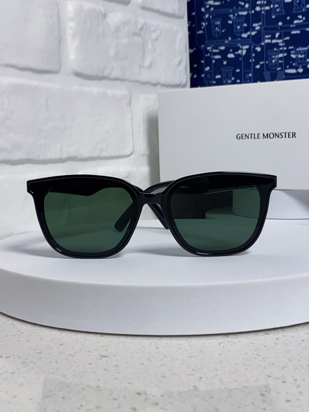 Gentle Monster LILIT Fashion Black Lens Sunglasses for Men & Women - detail image 2