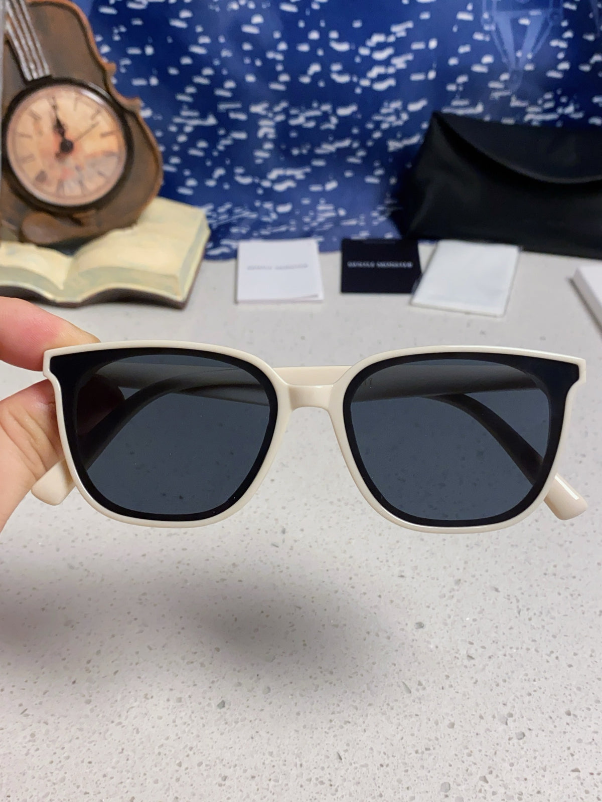 Gentle Monster LILIT Fashion Blue Lens Sunglasses for Men & Women - 399388 - detail image 4