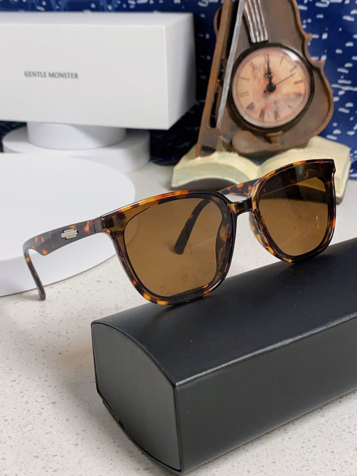 Gentle Monster LILIT Fashion Brown Lens Sunglasses for Men & Women - detail image 10