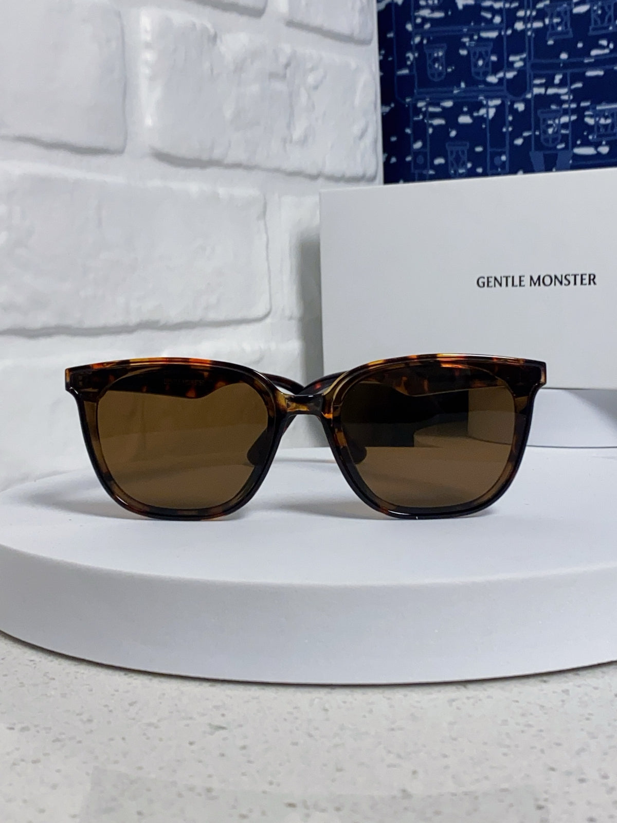 Gentle Monster LILIT Fashion Brown Lens Sunglasses for Men & Women - detail image 2