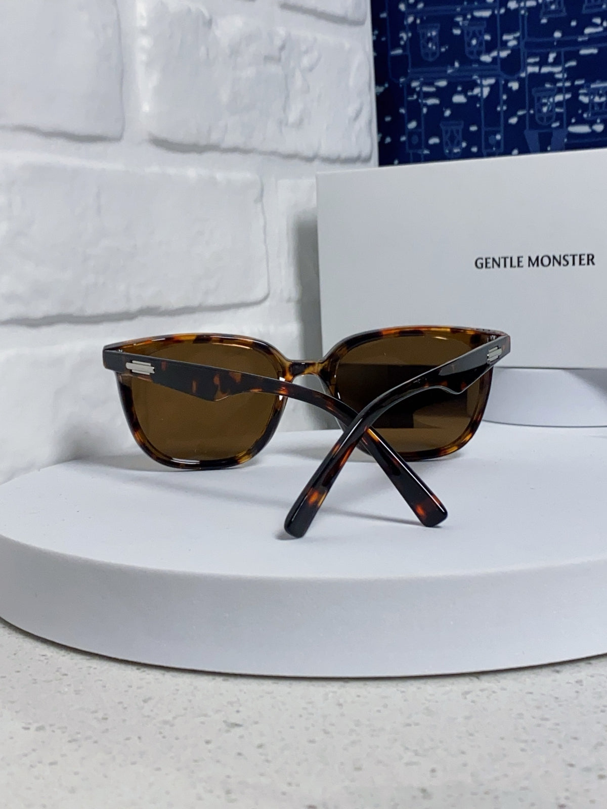 Gentle Monster LILIT Fashion Brown Lens Sunglasses for Men & Women - detail image 3