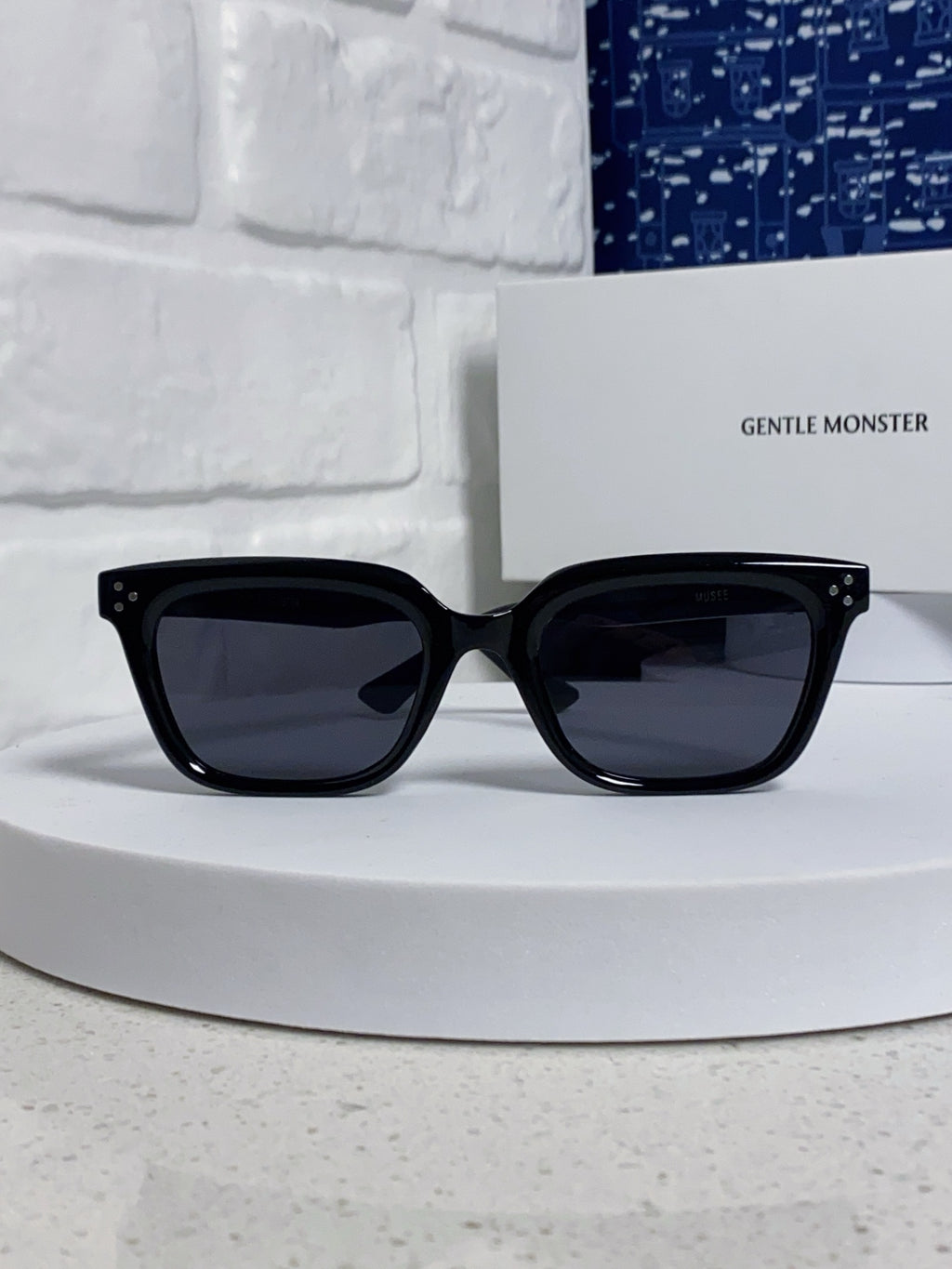Gentle Monster MUSEE Fashion Black Lens Sunglasses for Men & Women - detail image 3