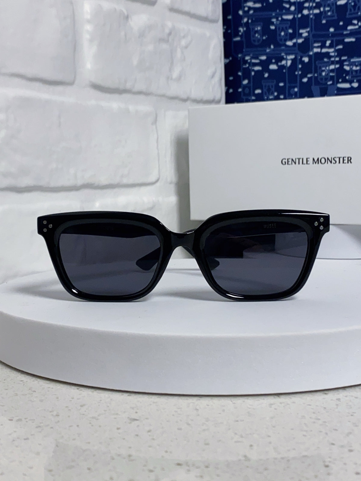 Gentle Monster MUSEE Fashion Black Lens Sunglasses for Men & Women - detail image 3