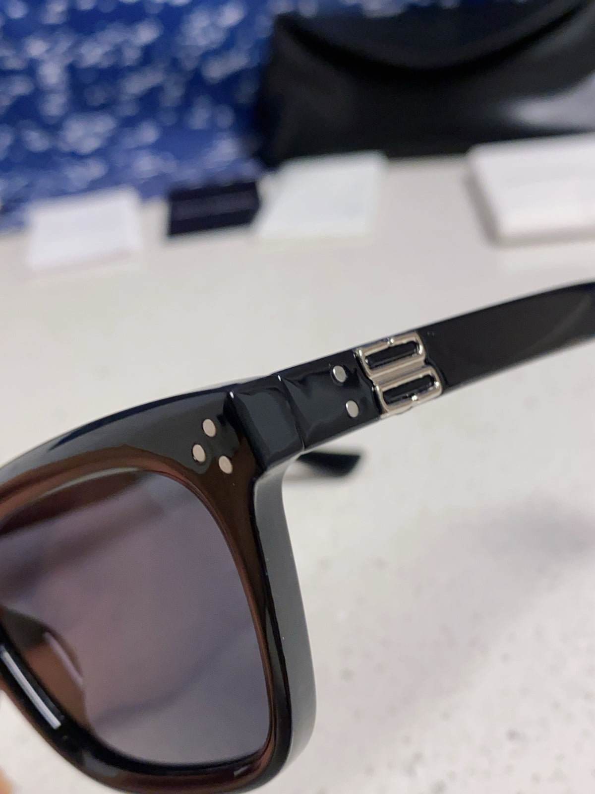 Gentle Monster MUSEE Fashion Black Lens Sunglasses for Men & Women - detail image 8
