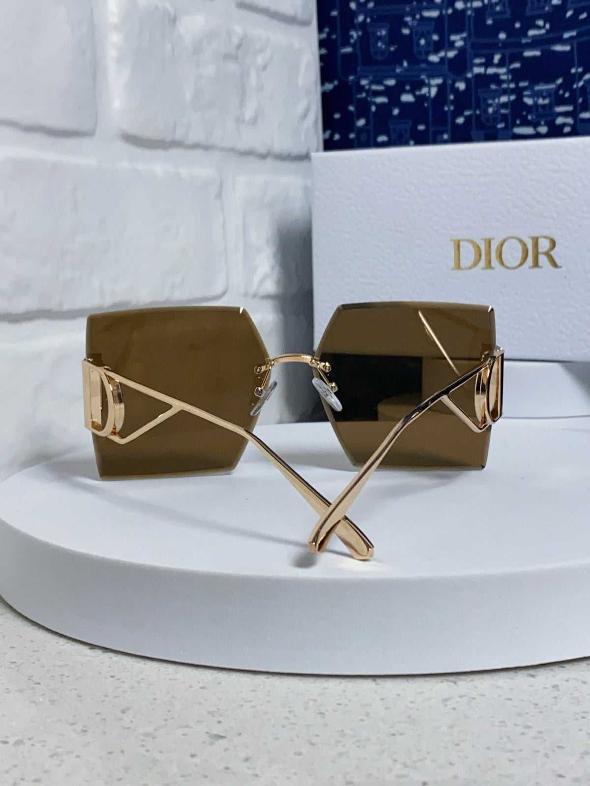 Dior 30MONTAIGNE Lightweight Rimless Brown Lens Sunglasses for Men & - 867124 - detail image 3