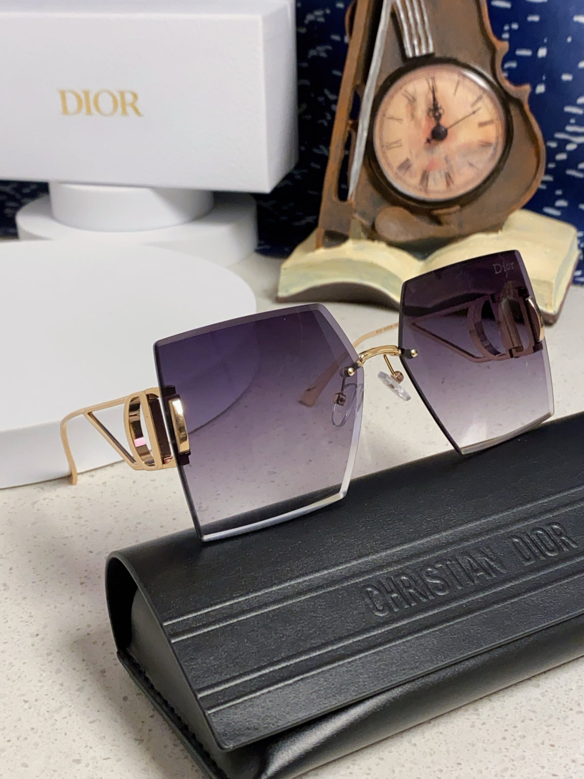 Dior 30MONTAIGNE Lightweight Rimless Gray Lens Sunglasses for Men & W - 415361 - detail image 10