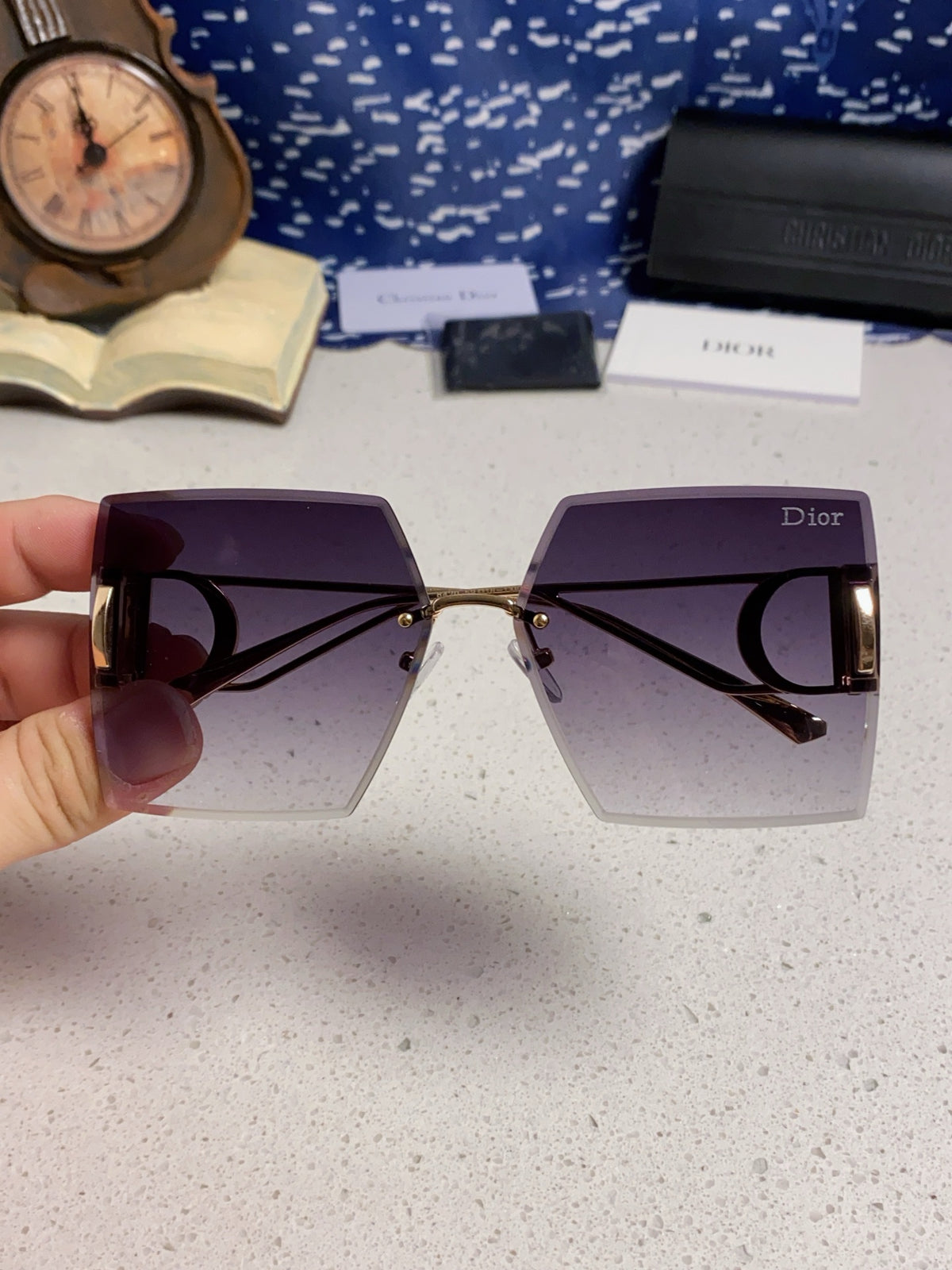 Dior 30MONTAIGNE Lightweight Rimless Gray Lens Sunglasses for Men & W - 415361 - detail image 4