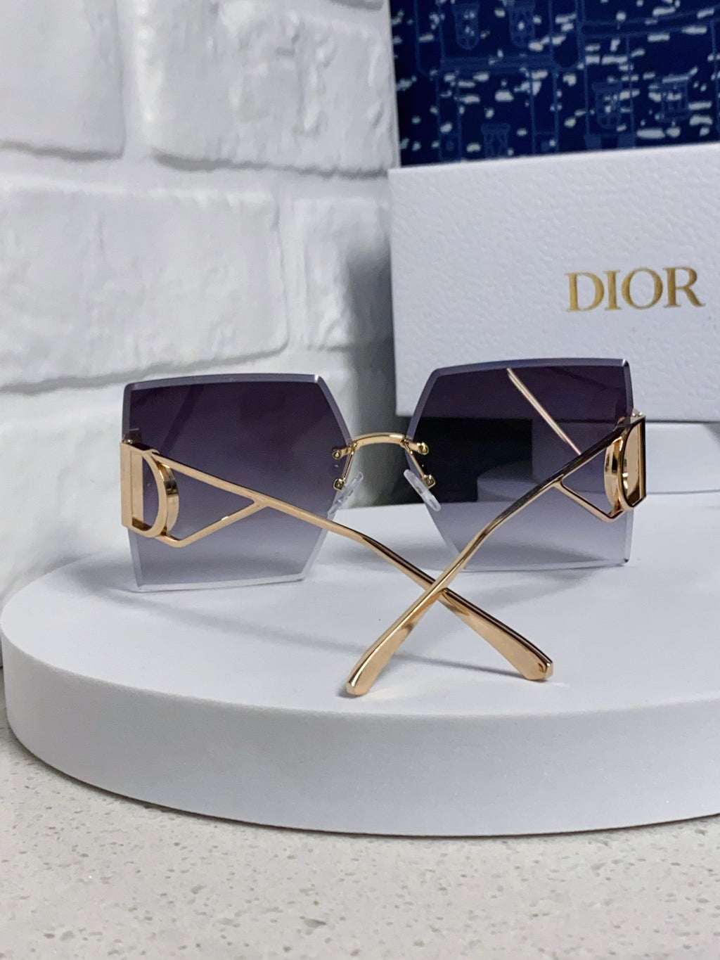 Dior 30MONTAIGNE Lightweight Rimless Gray Lens Sunglasses for Men & W - 415361 - detail image 3
