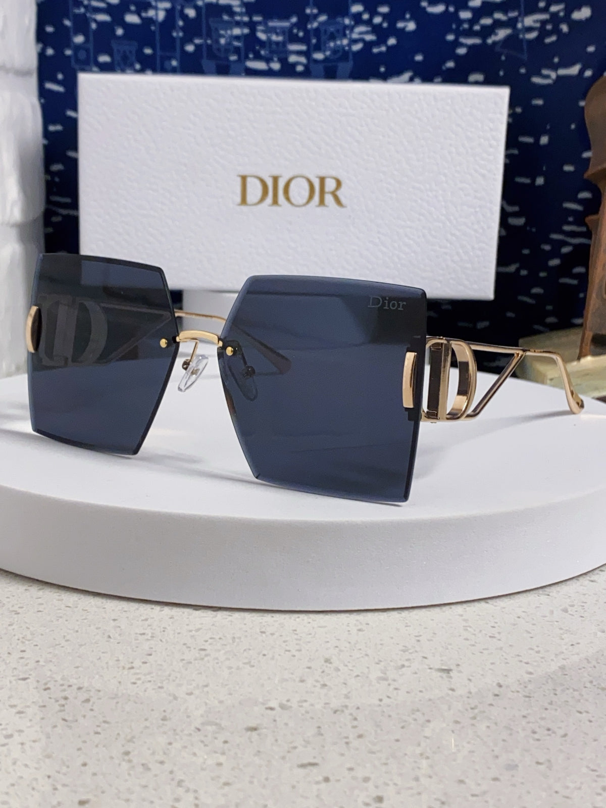 Dior 30MONTAIGNE Lightweight Rimless Blue Lens Sunglasses for Men & W - 415462