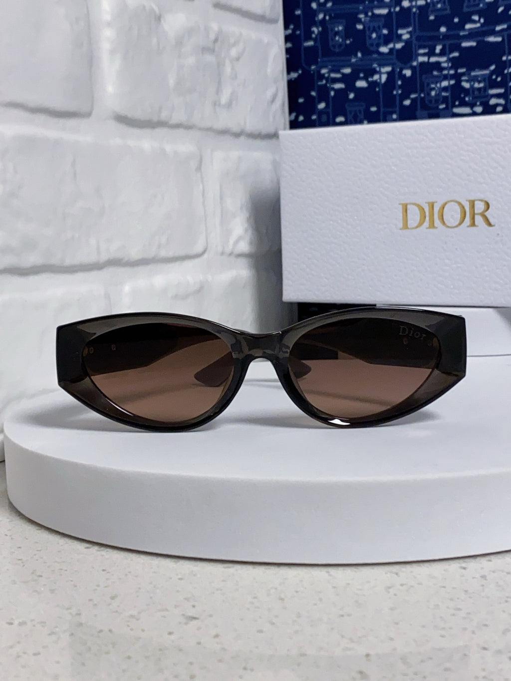Dior Polarized Fashion Silver Lens Sunglasses for Women - 867128 - detail image 2