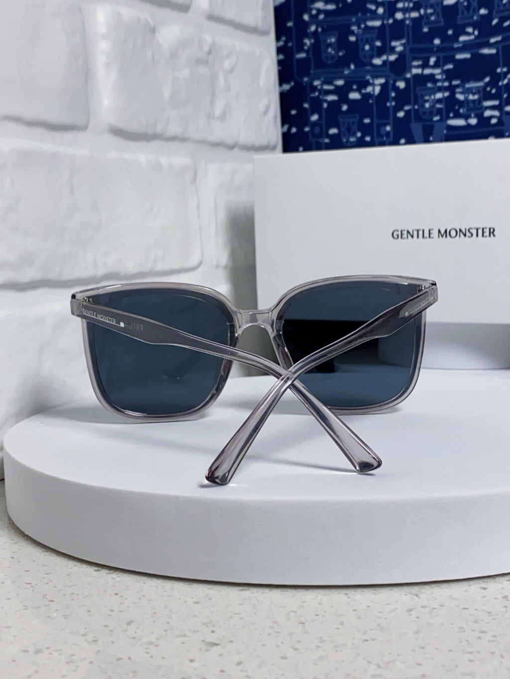 Gentle Monster FIRDA Oversized Blue Lens Sunglasses for Women - detail image 3