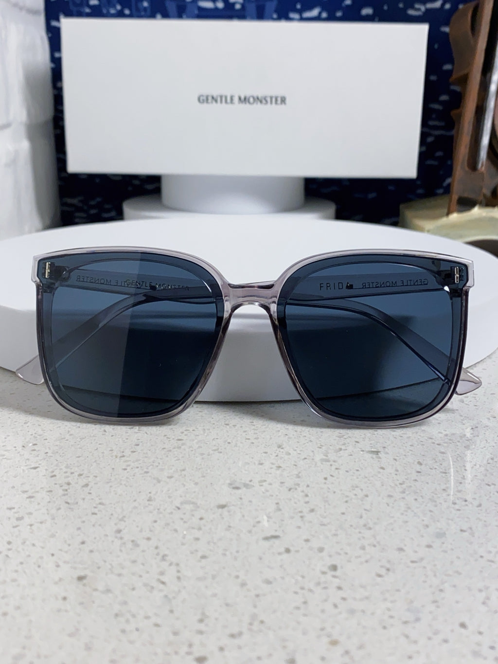 Gentle Monster FIRDA Oversized Blue Lens Sunglasses for Women - detail image 9