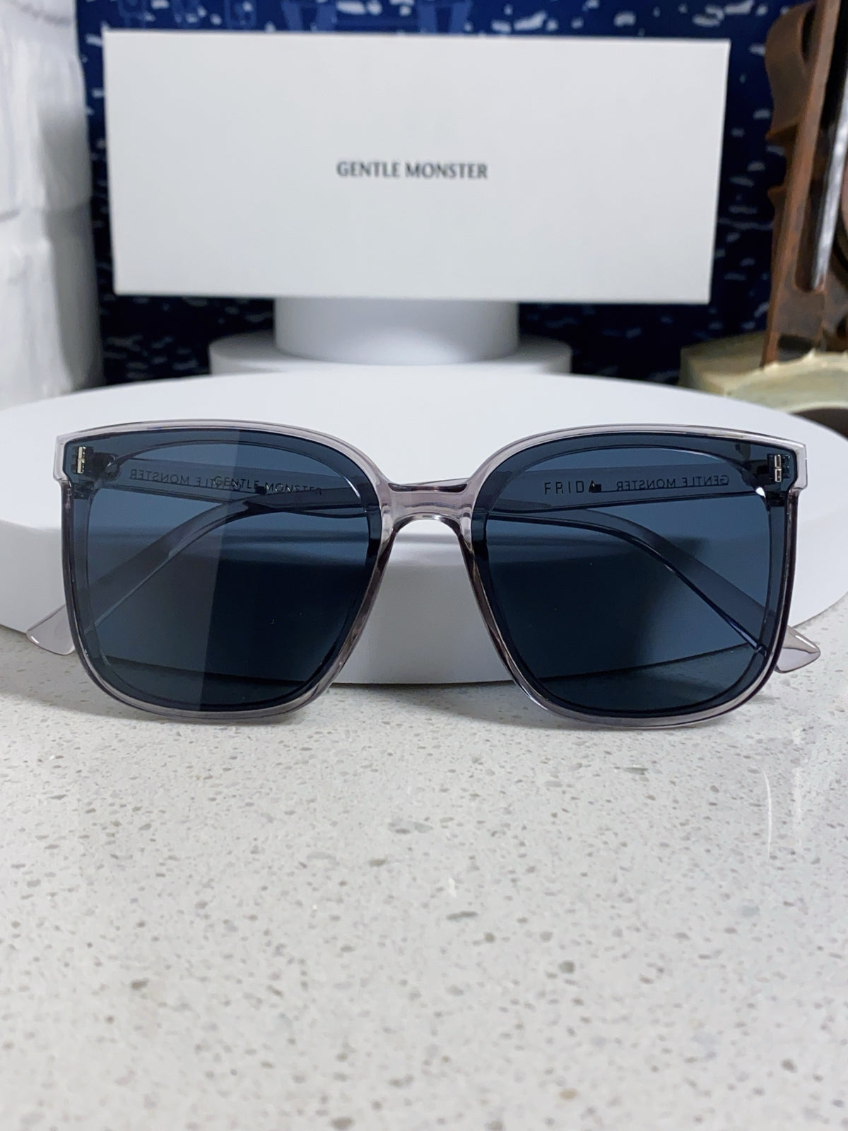Gentle Monster FIRDA Oversized Blue Lens Sunglasses for Women - 158667 - detail image 9