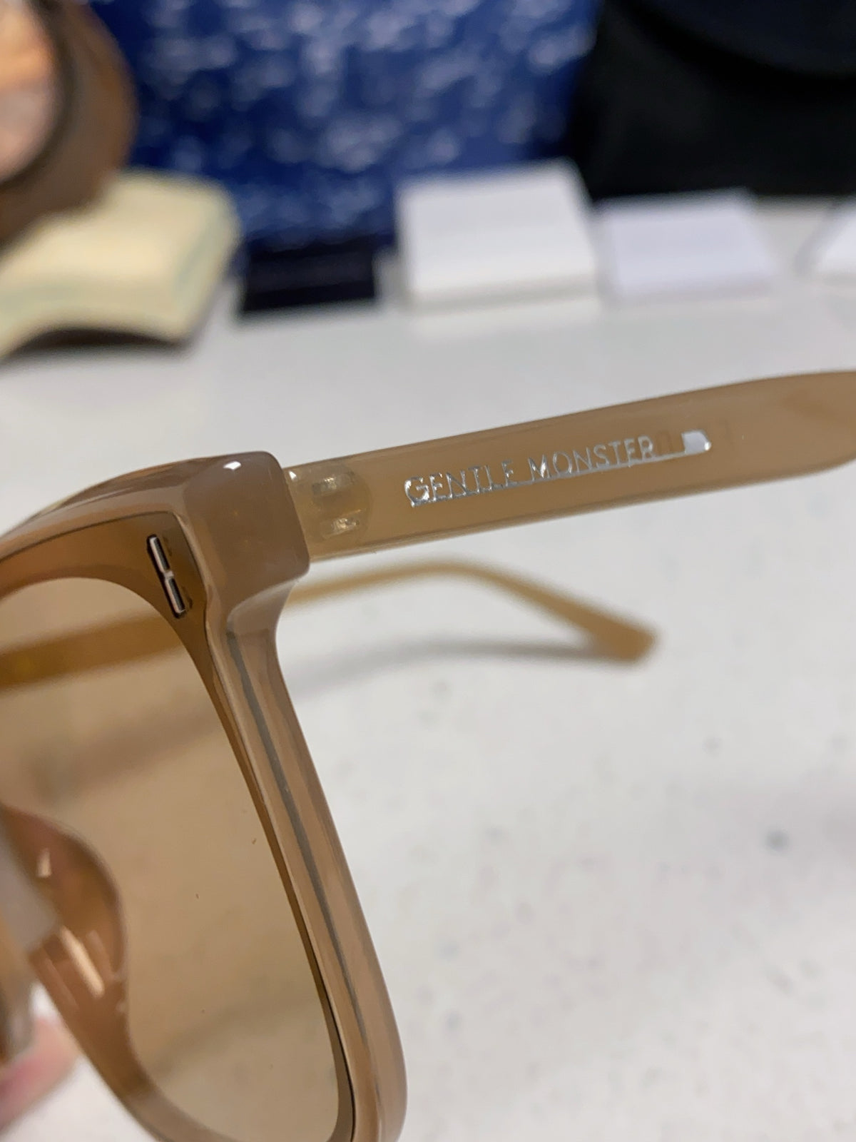 Gentle Monster FIRDA Oversized Gray Lens Sunglasses for Women - 416480 - detail image 7