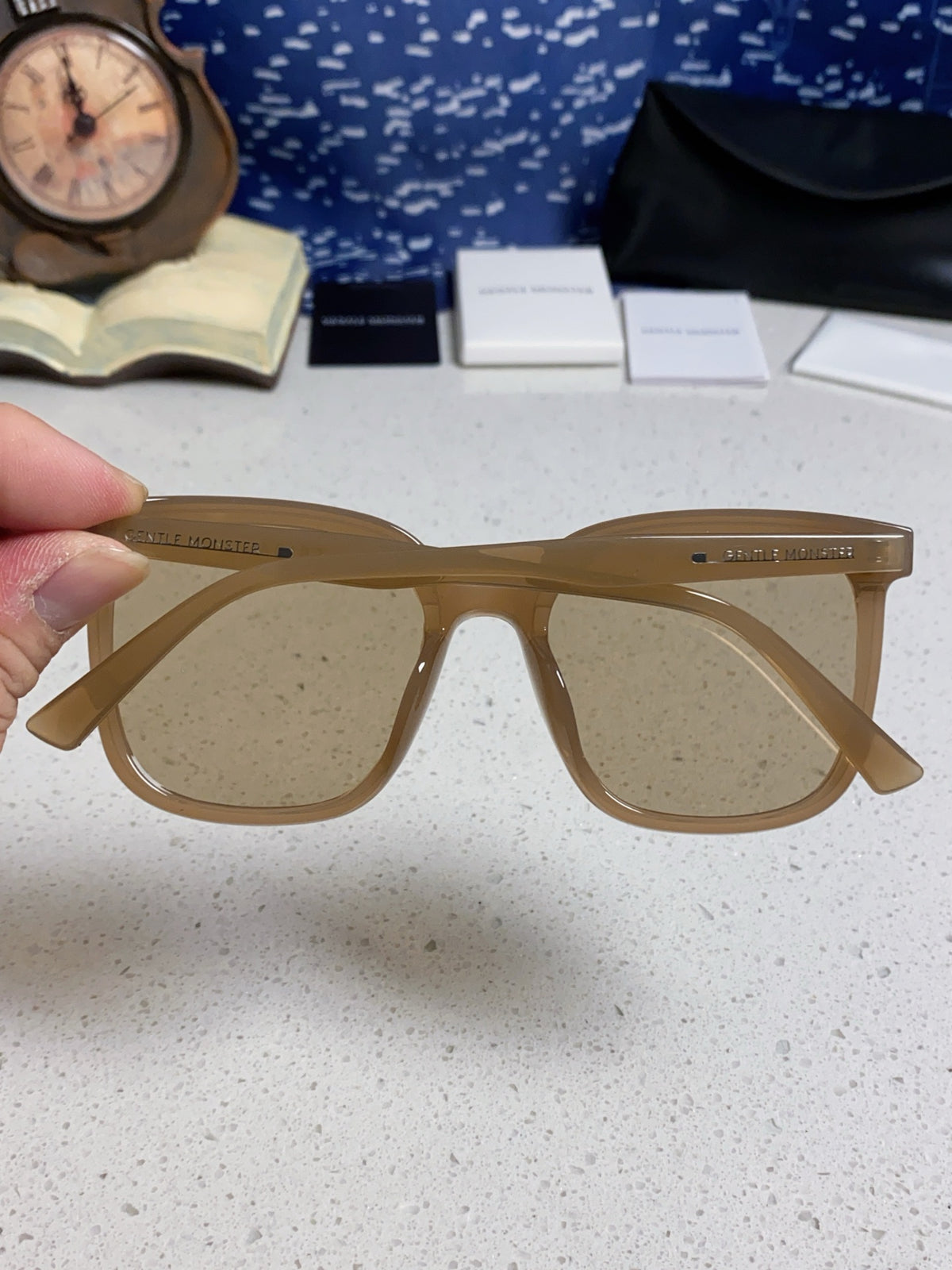 Gentle Monster FIRDA Oversized Gray Lens Sunglasses for Women - 416480 - detail image 5